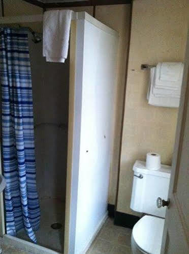 Airport Lodge Waukesha Esterno foto